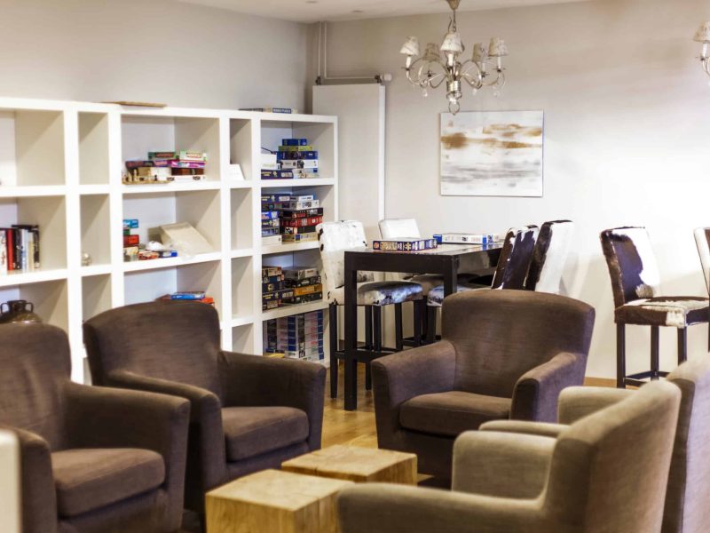 Interieur Behandelcentrum stoelen